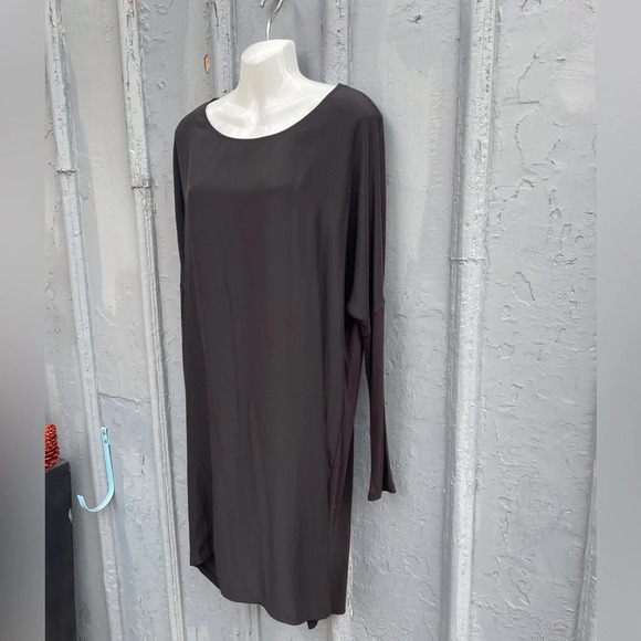 Vince Silk & Viscose Black Shift Dress, size  Small - Picture 3 of 10